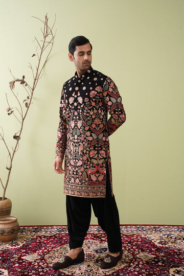 Kurta Set - The Absolute House Of Design 