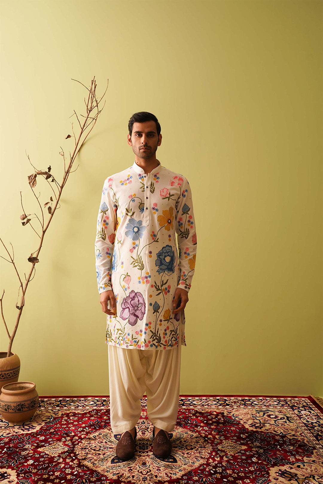 Floral Embroidery Threadwork Kurta set - The Absolute House Of Design 