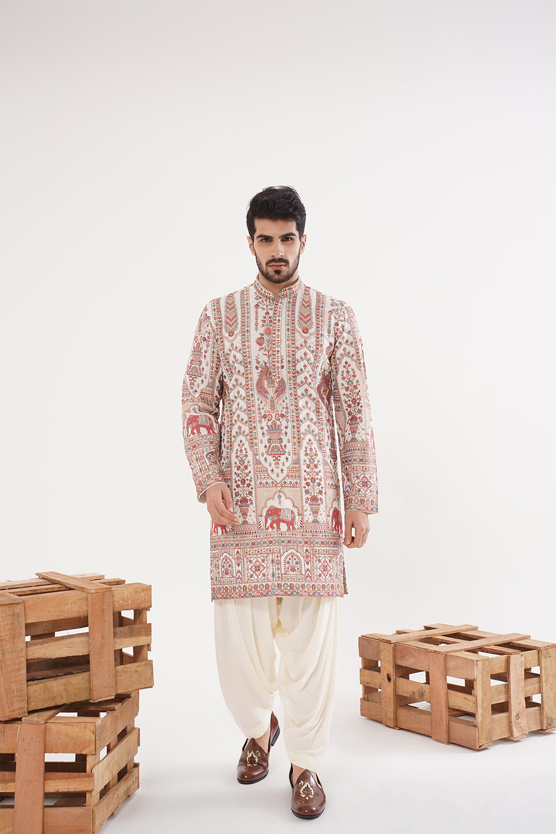 Ivory Threadwork Kurta Set - The Absolute House Of Design 