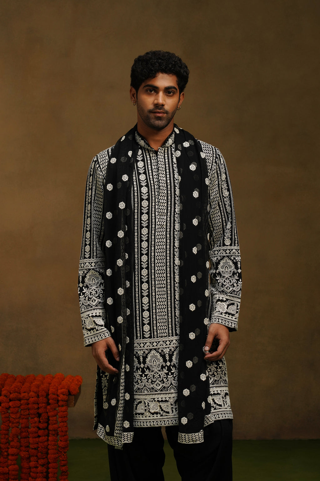 Noor Black Chikankari Dupatta Kurta Set