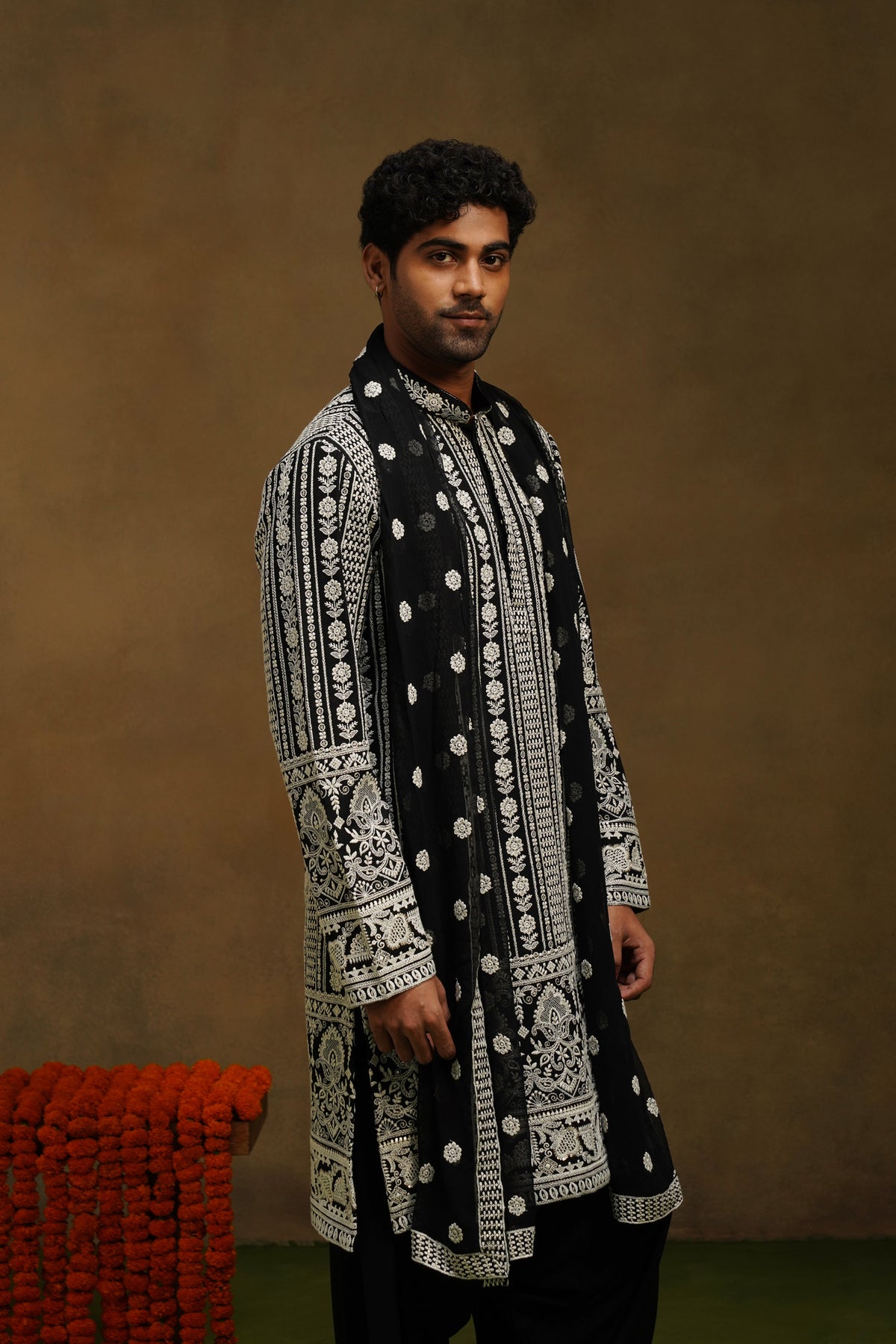 Noor Black Chikankari Dupatta Kurta Set