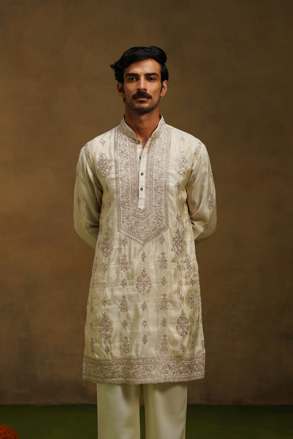 Shimmer Neckwork Kurta Set