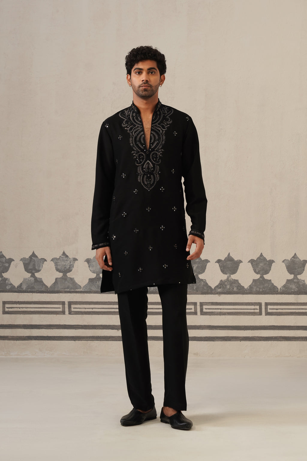 Noir Paisley Handwork Japanese Set
