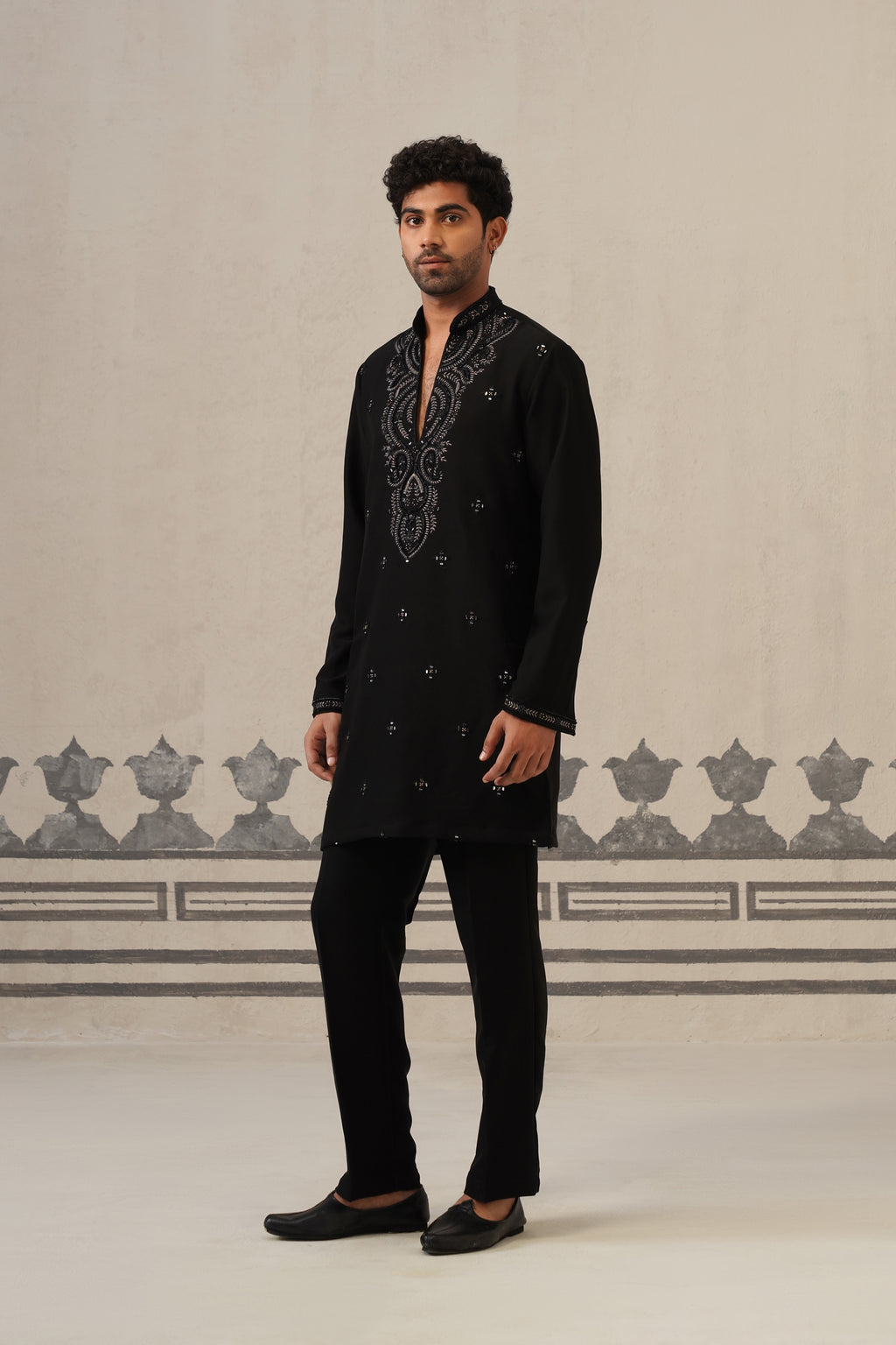 Noir Paisley Handwork Japanese Set