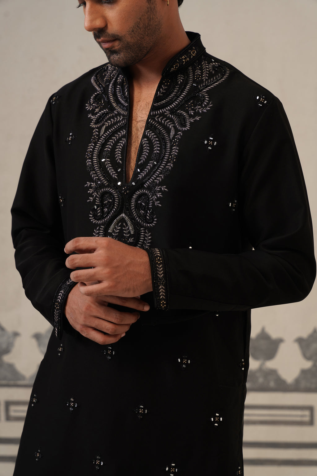 Noir Paisley Handwork Japanese Set