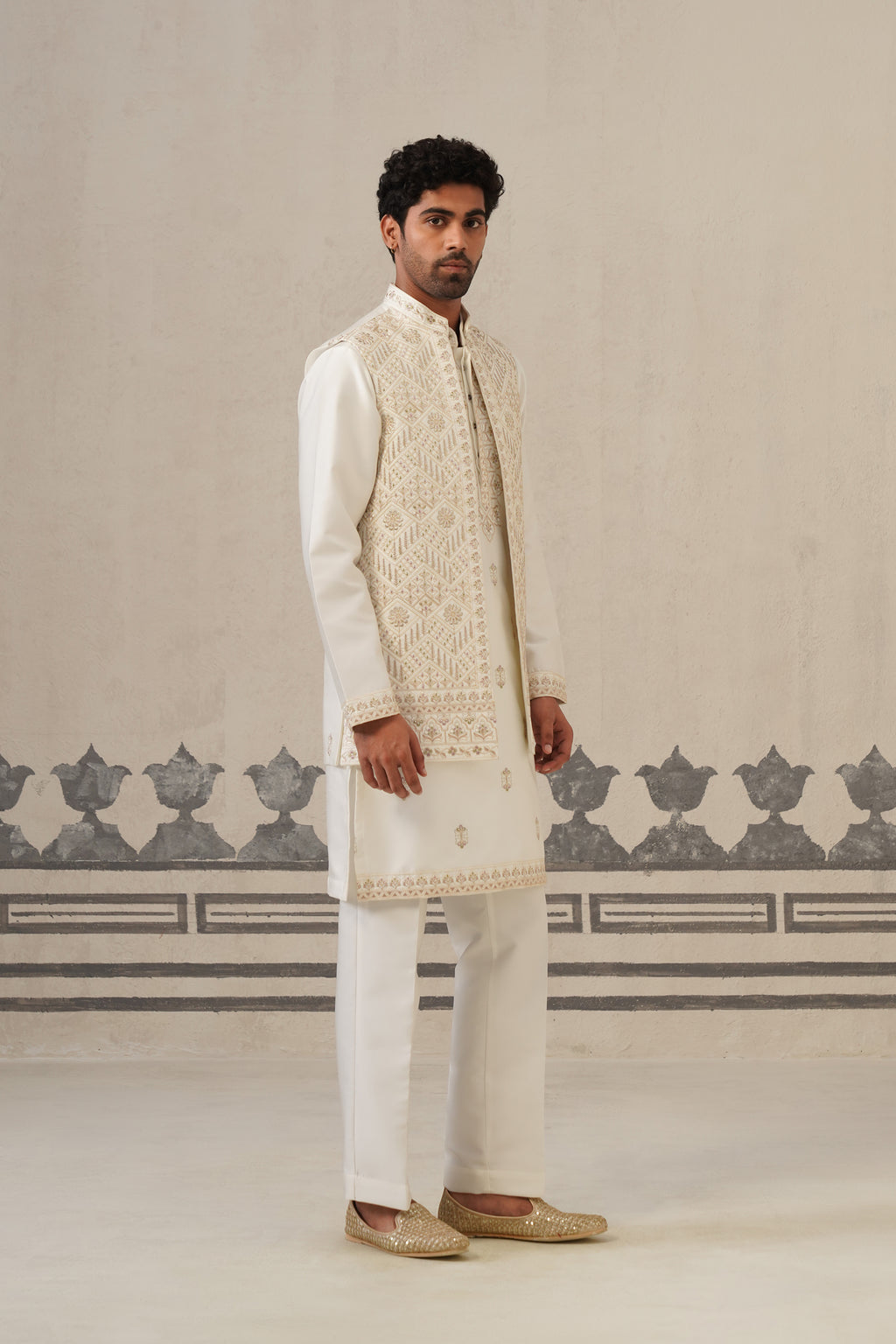Ivory Embroidery Kurta Jacket Set